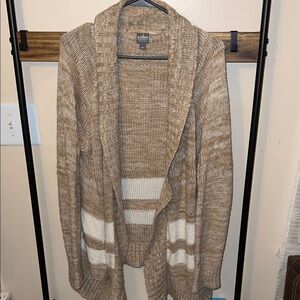 NY & Co. - Soho Women's Cardigan in Tan and Cream size Large